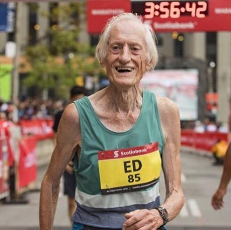 Maraton sub 4 ore la 85 de ani - Ed Whitlock
