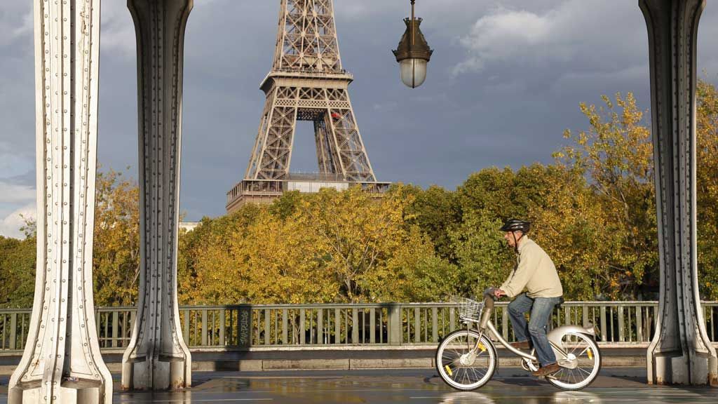 Cu bicicleta in Paris